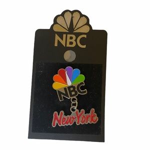 NBC- NEW YORK souvenir pin NWT